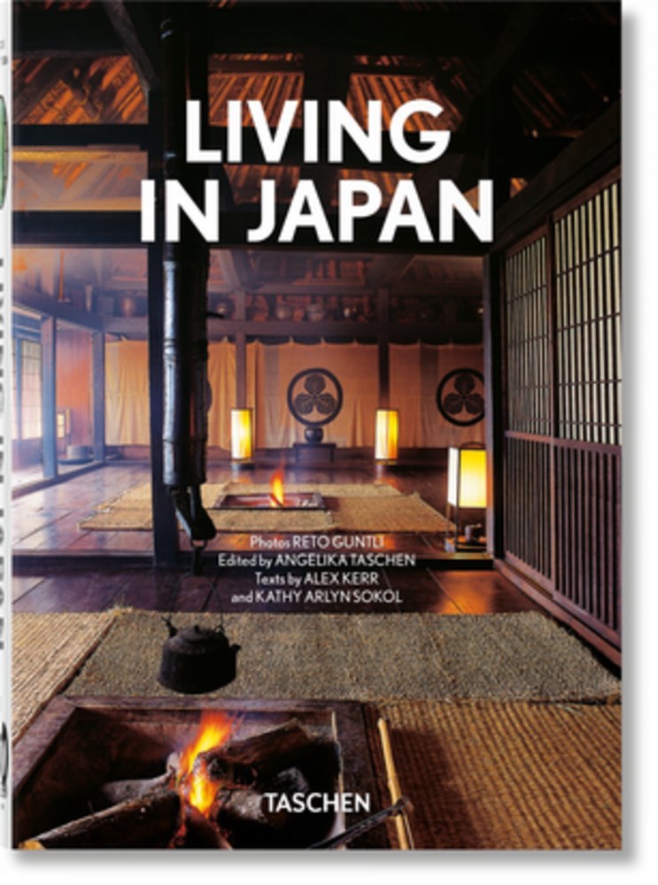 Living in Japan. 40th Ed.  (Multilingual edition)